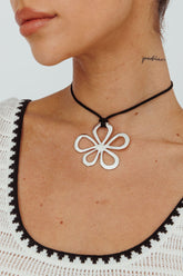 Blooming Flower Pendants Necklace Silver