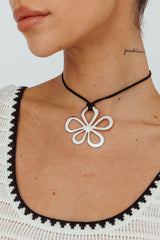 Blooming Flower Pendants Necklace Silver