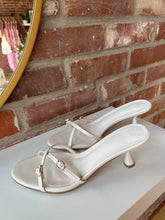 Holly Kitten Heel