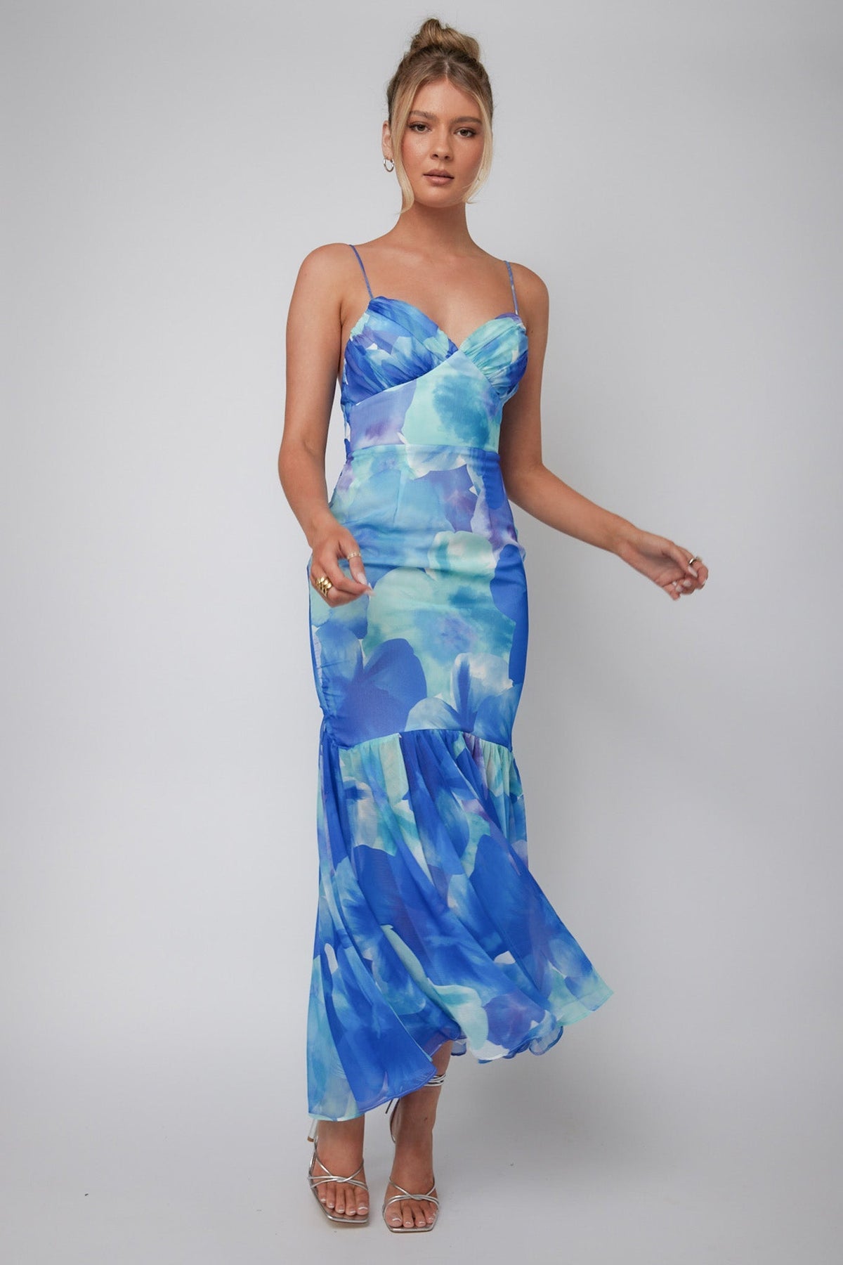 Sunni Low Back Midi Dress Floral Blue