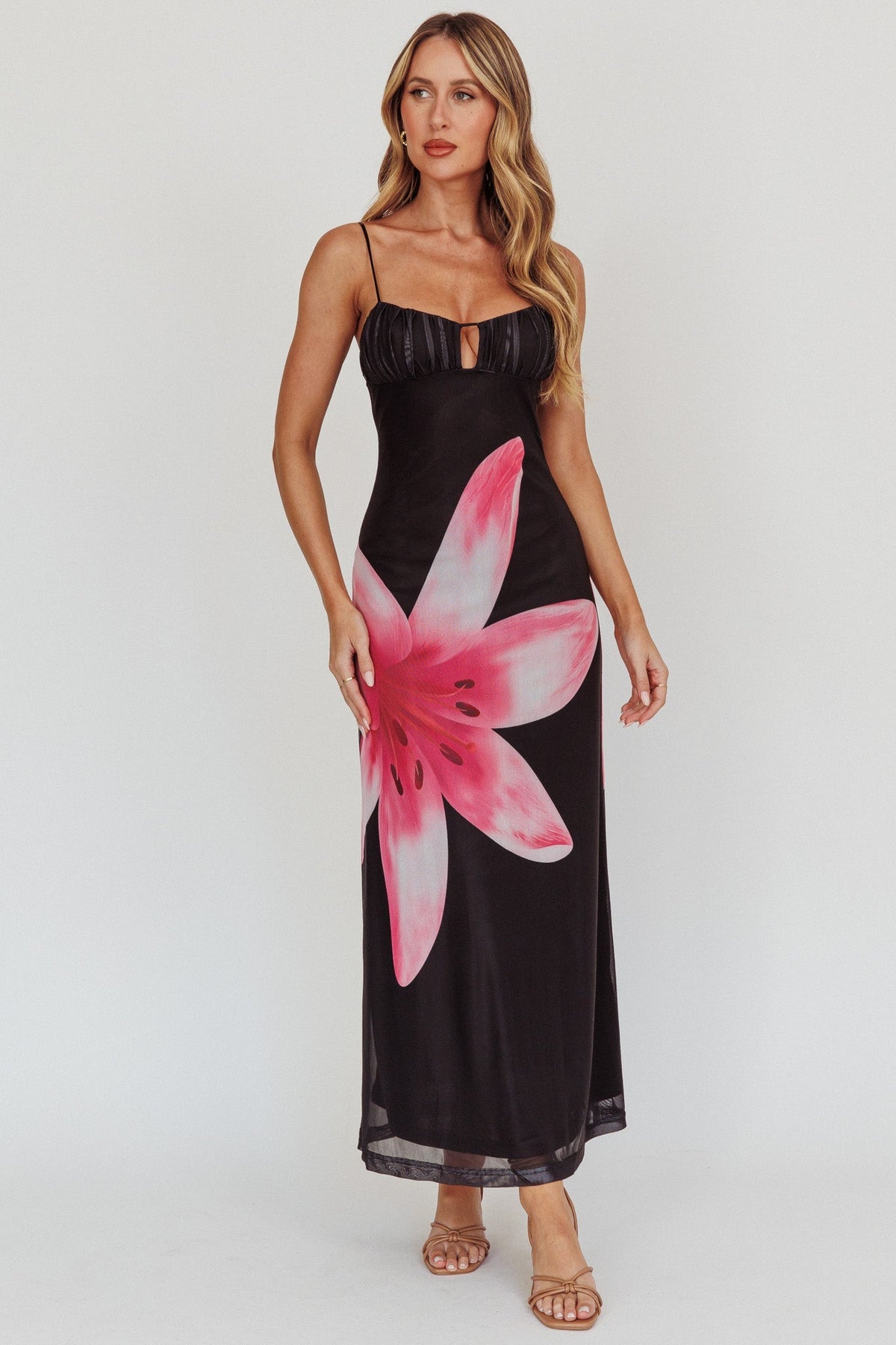 Kailua Floral Print Maxi Dress Black