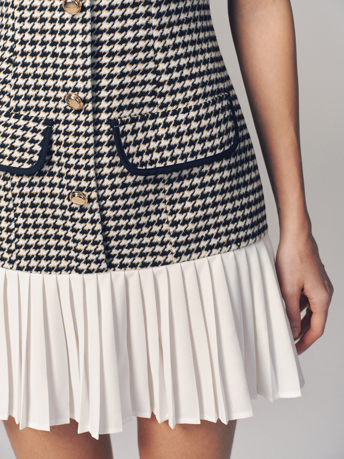 Houndstooth Sleeveless Pleated Hem Mini Dress