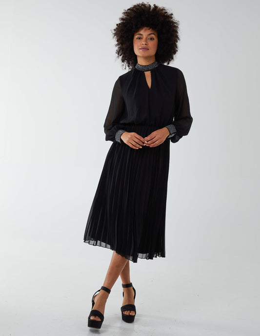 Diamante Collar Pleated Skirt Midi Dress