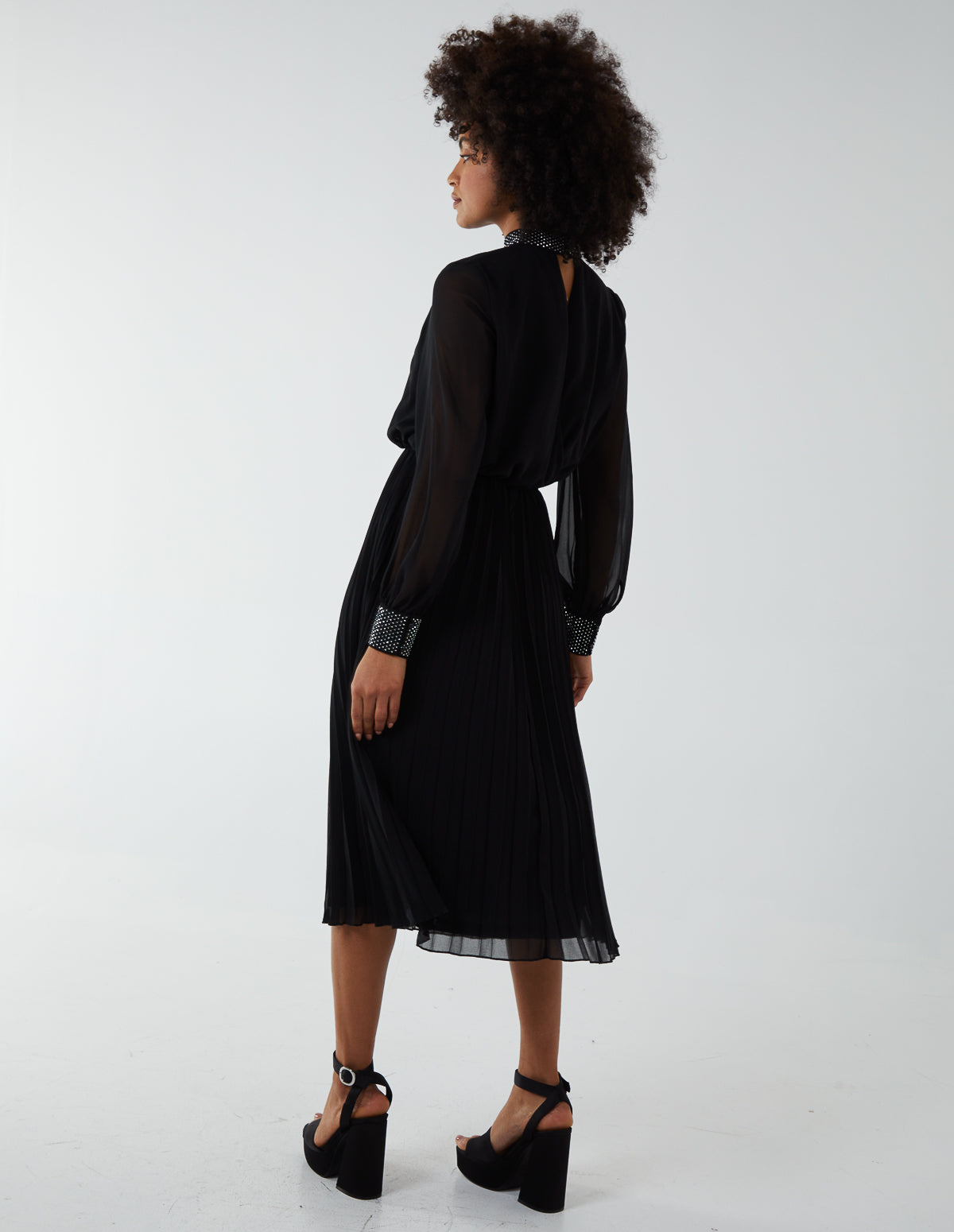 Diamante Collar Pleated Skirt Midi Dress