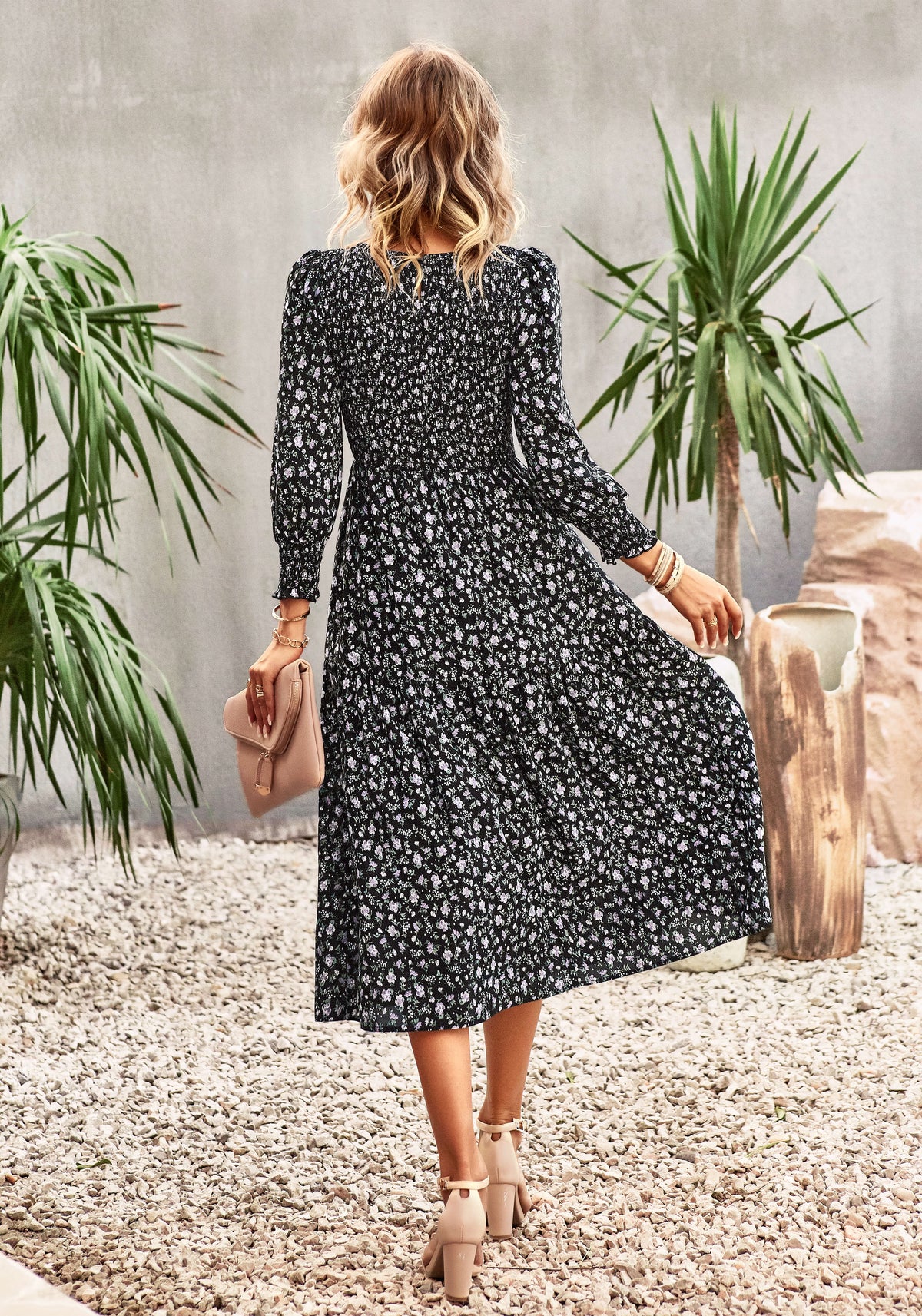 TRADING PLACES FLORAL MIDI DRESS - BLACK