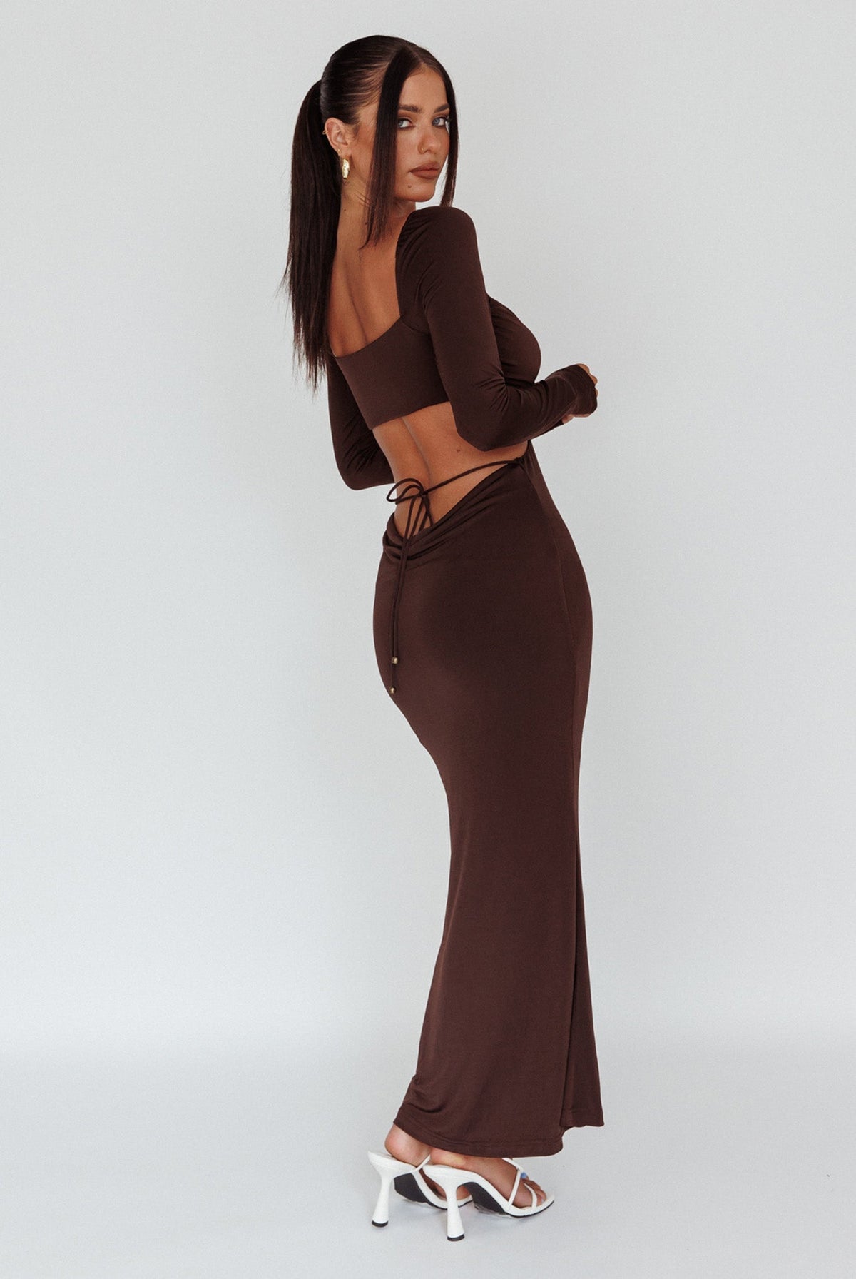 Vienna Long Sleeve Cut-Out Waist Maxi Dress Chocolate