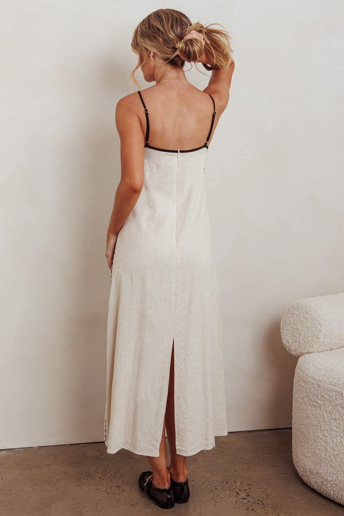 Radiance Contrast Embroidery Midi Dress Oat