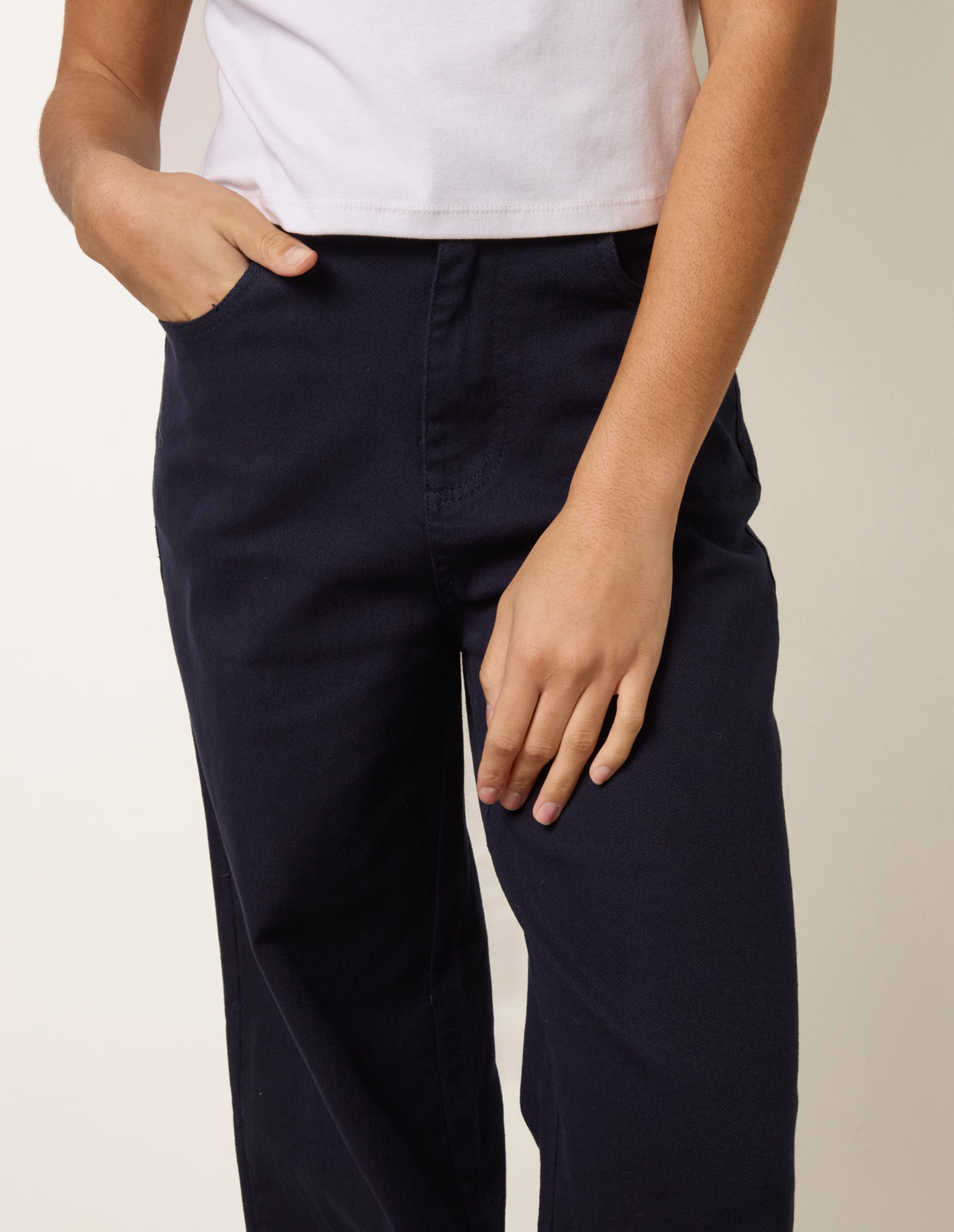 Floral Embroidered Detailed Flared Jeans