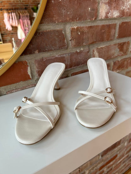 Holly Kitten Heel