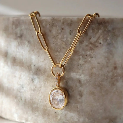 Mila Oval Paperclip Pendant Necklace